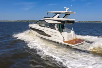 Thumbnail von Cruisers Yachts 50 FLY