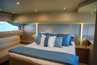 Thumbnail von Cruisers Yachts 50 FLY