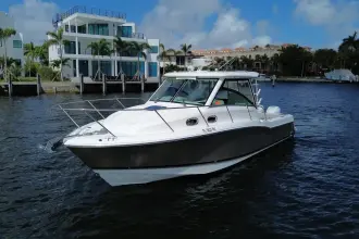 Thumbnail von Boston Whaler 315 Conquest