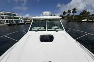 Thumbnail von Boston Whaler 315 Conquest