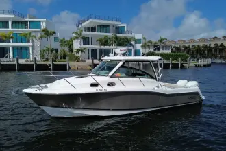 Thumbnail von Boston Whaler 315 Conquest