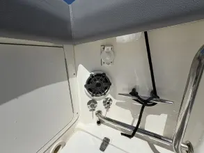 Thumbnail von Boston Whaler 330R