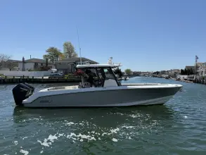Thumbnail von Boston Whaler 330R