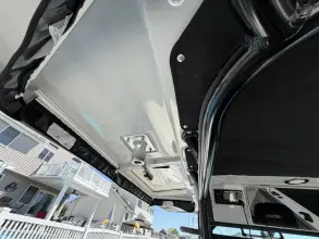 Thumbnail von Boston Whaler 330R