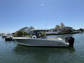 Thumbnail von Boston Whaler 330R