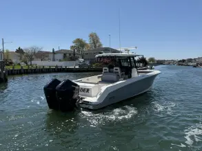 Thumbnail von Boston Whaler 330R