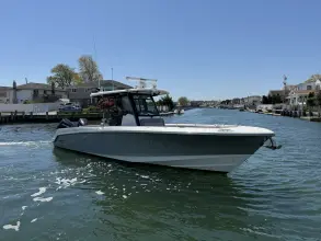 Thumbnail von Boston Whaler 330R