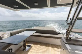 Thumbnail von Azimut S6