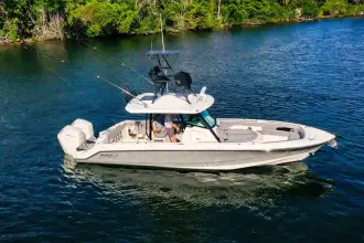 Boston Whaler 360 Outrage