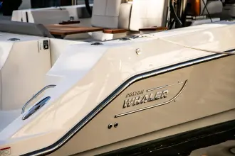 Thumbnail von Boston Whaler 360 Outrage