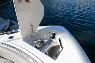 Thumbnail von Boston Whaler 360 Outrage