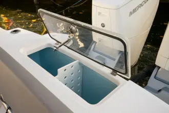Thumbnail von Boston Whaler 360 Outrage