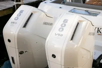 Thumbnail von Boston Whaler 360 Outrage