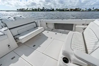 Thumbnail von Pursuit S378 Sport