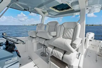 Thumbnail von Pursuit S378 Sport