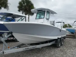 Blackfin 242 HB