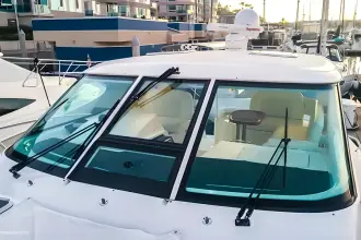 Thumbnail von Tiara Yachts 4300 SOVRAN Traveler