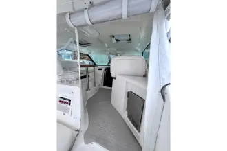 Thumbnail von Tiara Yachts 4300 SOVRAN Traveler