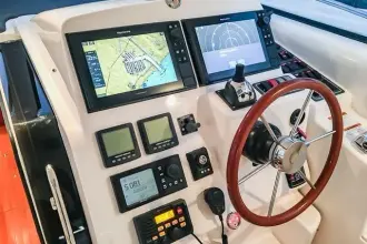 Thumbnail von Tiara Yachts 4300 SOVRAN Traveler