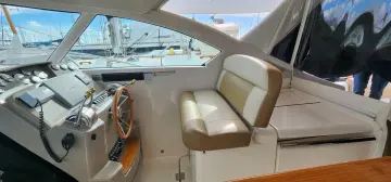 Thumbnail von Tiara Yachts 3100 Coronet Frenchy