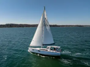 Thumbnail von Beneteau Oceanis 38.1 Fine Tuned