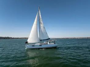 Thumbnail von Beneteau Oceanis 38.1 Fine Tuned
