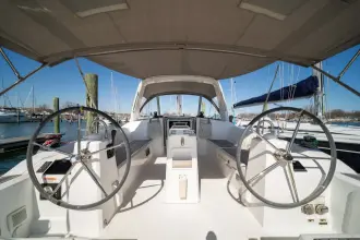 Thumbnail von Beneteau Oceanis 38.1 Fine Tuned