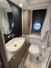 Thumbnail von Azimut 50 FLYBRIDGE