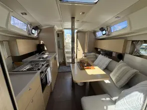 Thumbnail von Beneteau Oceanis 35.1