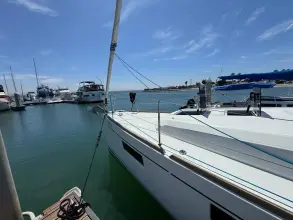 Thumbnail von Beneteau Oceanis 35.1
