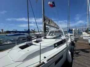 Thumbnail von Beneteau Oceanis 35.1