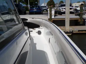 Thumbnail von Boston Whaler 420 Outrage