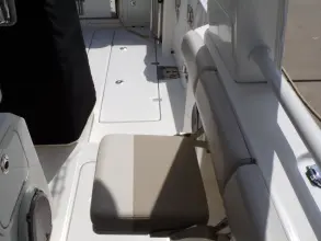 Thumbnail von Boston Whaler 420 Outrage