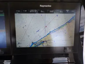Thumbnail von Boston Whaler 420 Outrage