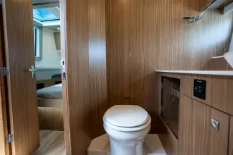Thumbnail von Cruisers Yachts 50 GLS OB