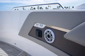 Thumbnail von Cruisers Yachts 50 GLS OB