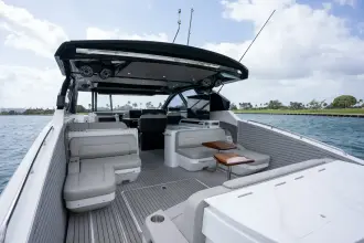 Thumbnail von Cruisers Yachts 50 GLS OB