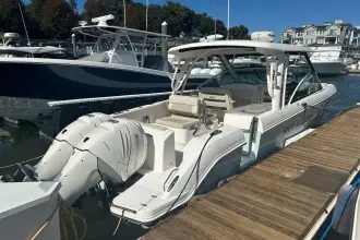 Thumbnail von Boston Whaler 320 Vantage