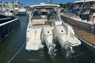 Thumbnail von Boston Whaler 320 Vantage