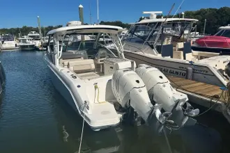 Thumbnail von Boston Whaler 320 Vantage