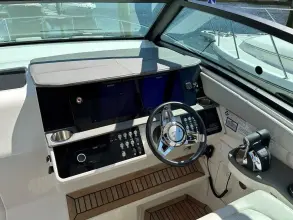 Thumbnail von Sea Ray Sundancer 320