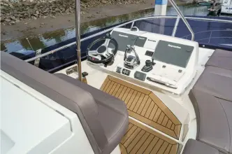Prestige 560