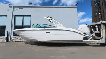 Sea Ray SDX 270 Outboard