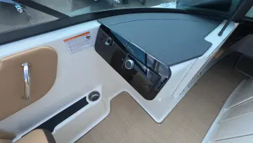 Thumbnail von Sea Ray SDX 270 Outboard