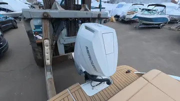 Thumbnail von Sea Ray SDX 270 Outboard