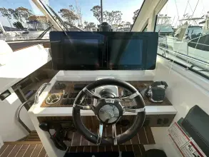 Thumbnail von Cruisers Yachts 48 Cantius