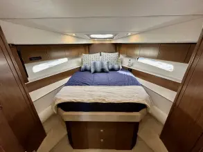Thumbnail von Cruisers Yachts 48 Cantius