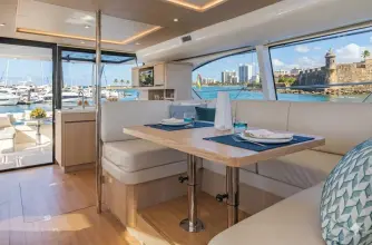 Thumbnail von Aquila 44 Yacht