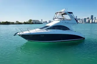 Thumbnail von Sea Ray 360 Sedan Bridge