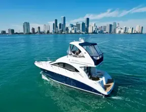 Thumbnail von Sea Ray 360 Sedan Bridge